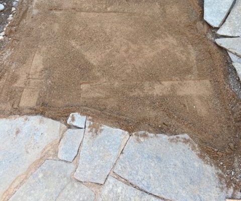 zand-egaliseren-flagstones